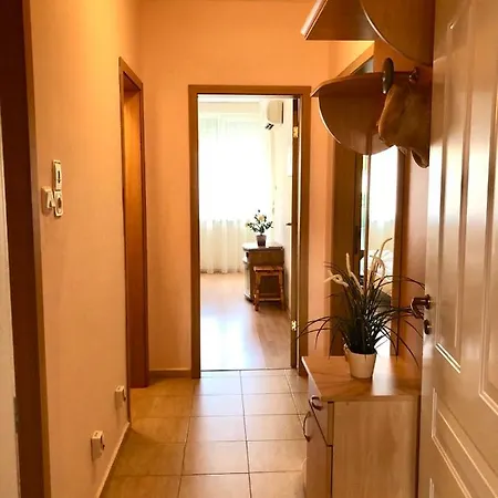 комплекс Sunny Fort 公寓 *