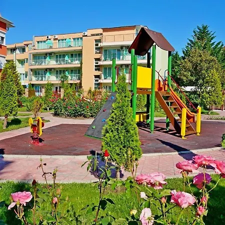 Апартаменты комплекс Sunny Fort *