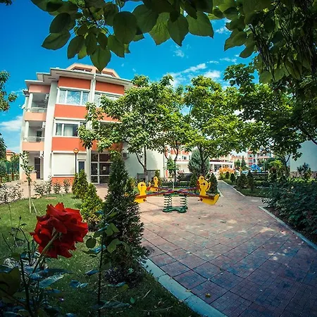 комплекс Sunny Fort Апартаменты *